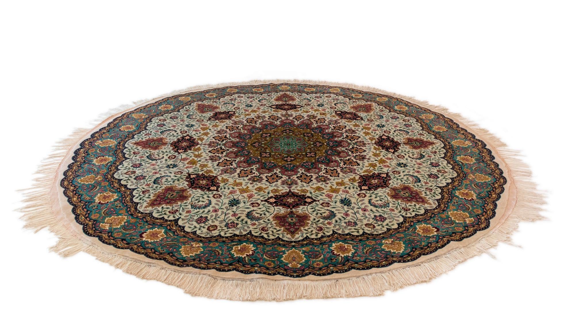 8' 2 x 8' 2 Hand Knotted Azerbaijan Round Rug
