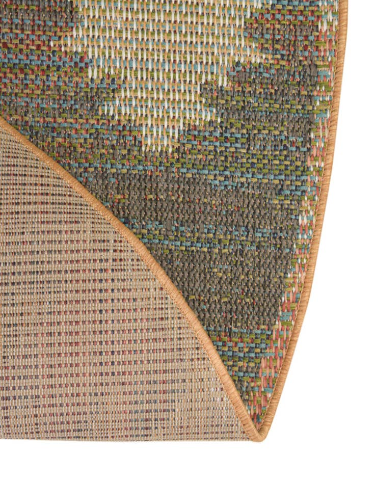 Detail image of 7' 10 x 7' 10 Easy-Clean Baja Indoor / Outdoor Round Rug