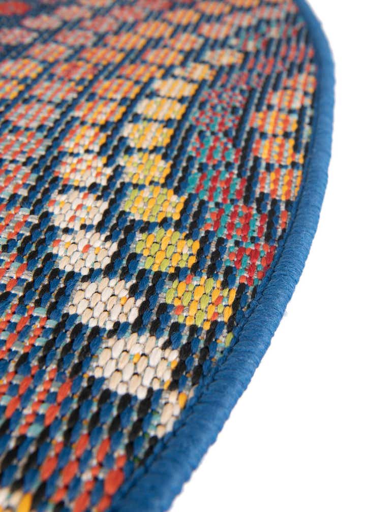 3' 3 x 3' 3 Easy-Clean Baja Indoor / Outdoor Round Rug