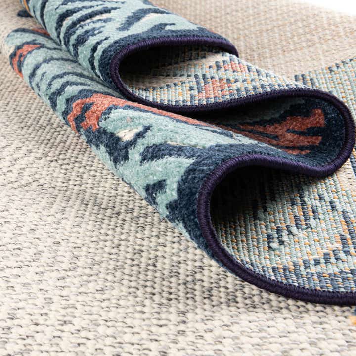 3' 3 x 3' 3 Easy-Clean Belize Indoor / Outdoor Round Rug