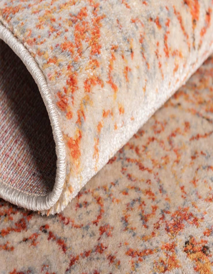 Detail image of 8' x 8' Berkshire Round Rug