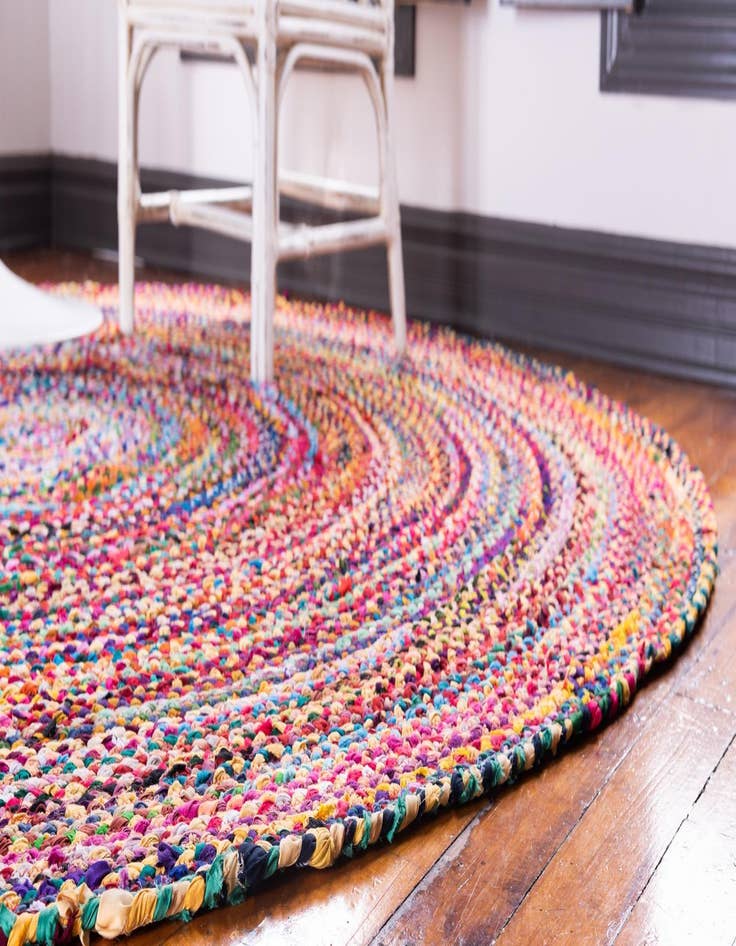 Detail image of 10' x 10'  Hand Braided Chindi Round Rug