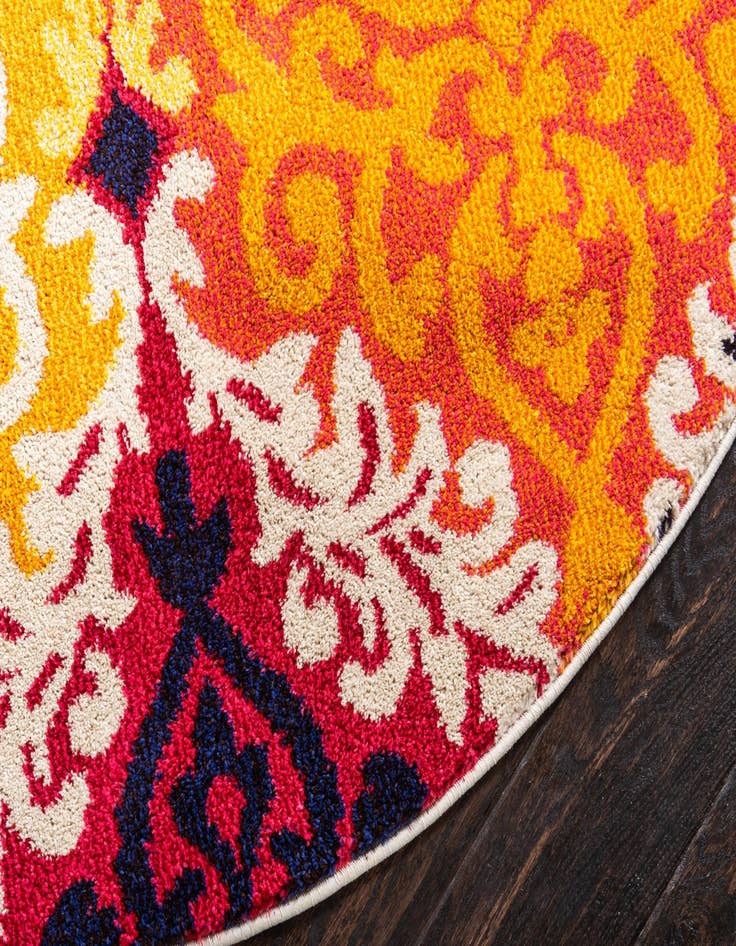Detail image of 6' x 6'  Washable Casablanca Round Rug