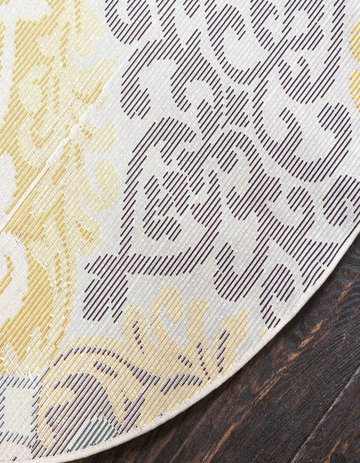Detail image of 6' x 6'  Washable Casablanca Round Rug