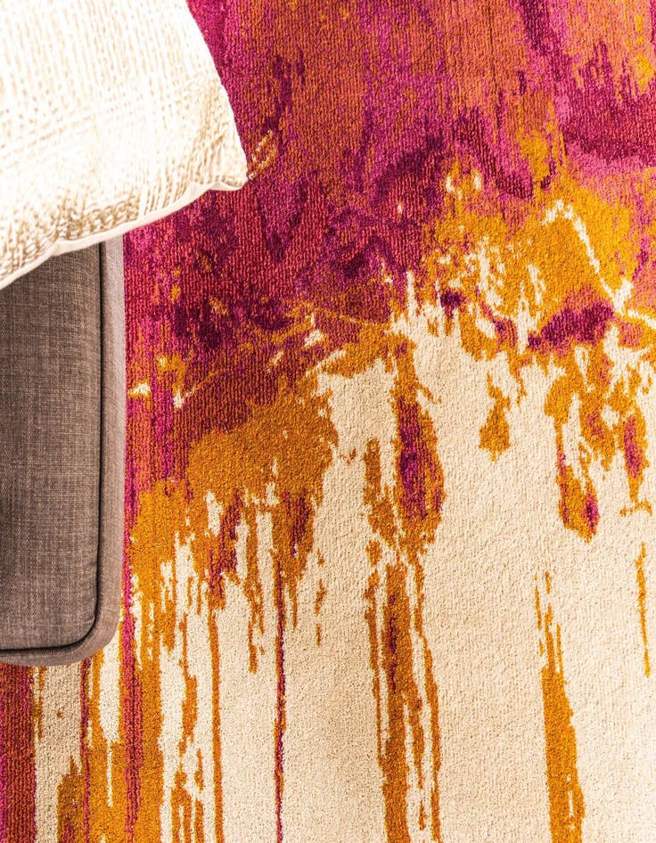 Detail image of 8' x 8'  Washable Casablanca Round Rug