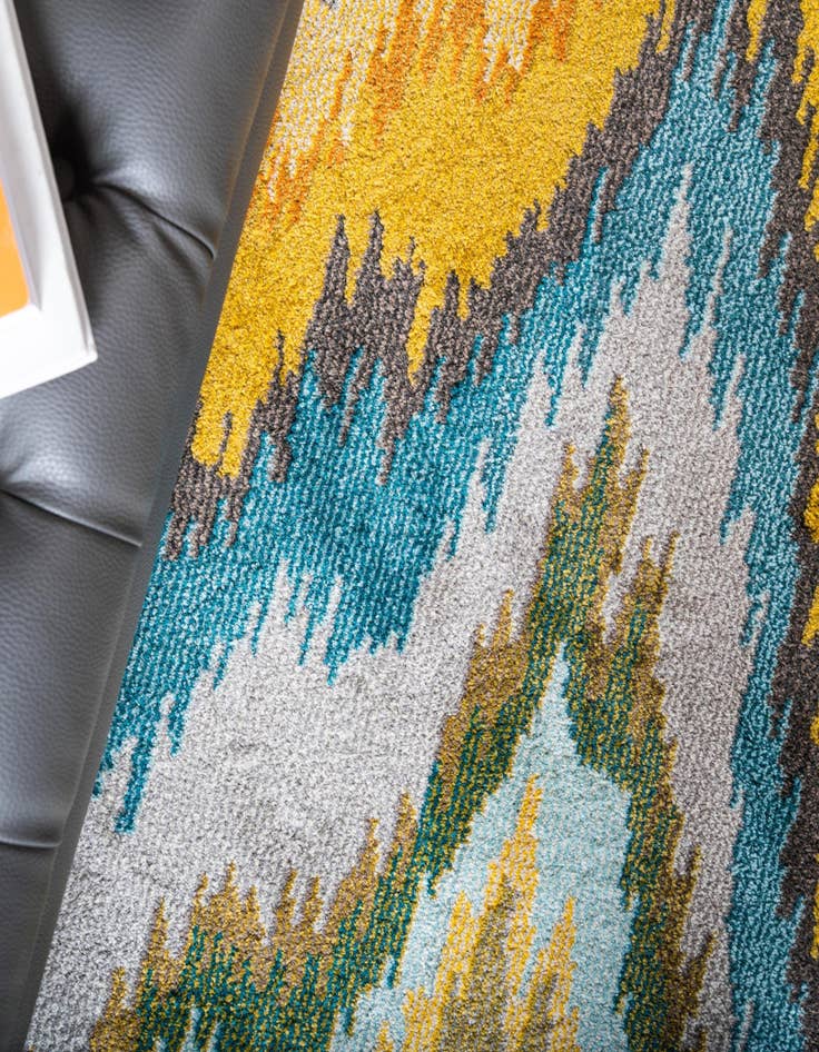 Detail image of 6' x 6'  Washable Casablanca Round Rug