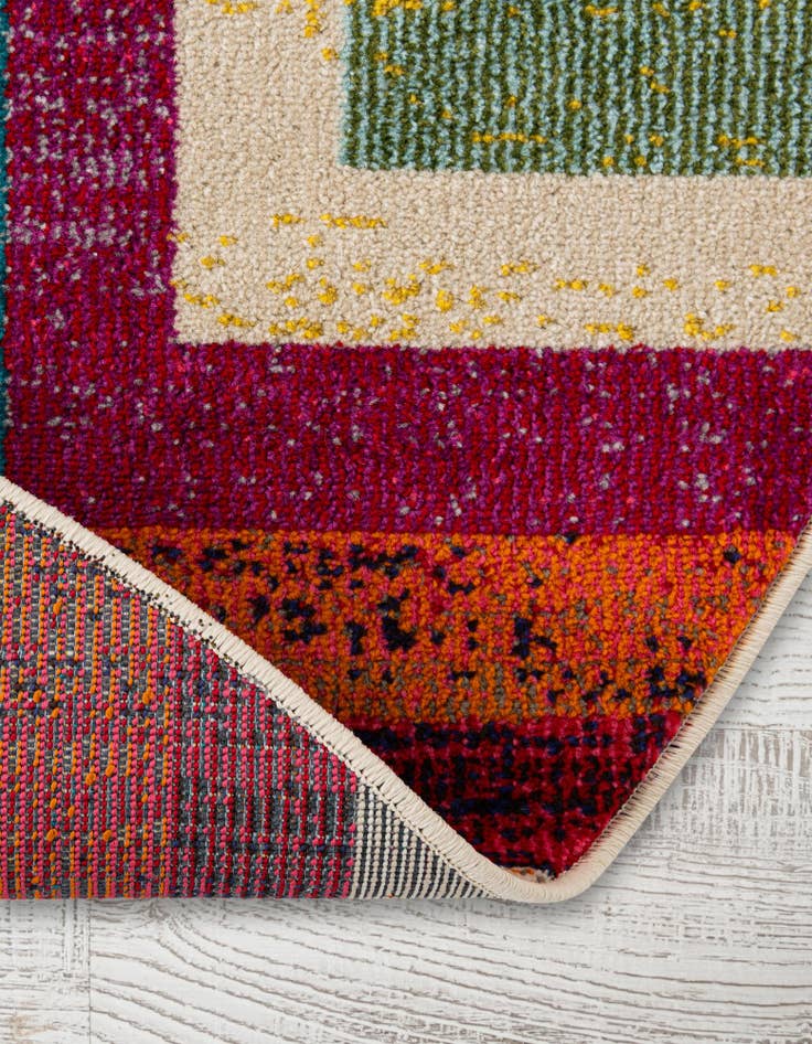 Detail image of 6' x 6' Washable Casablanca Round Rug