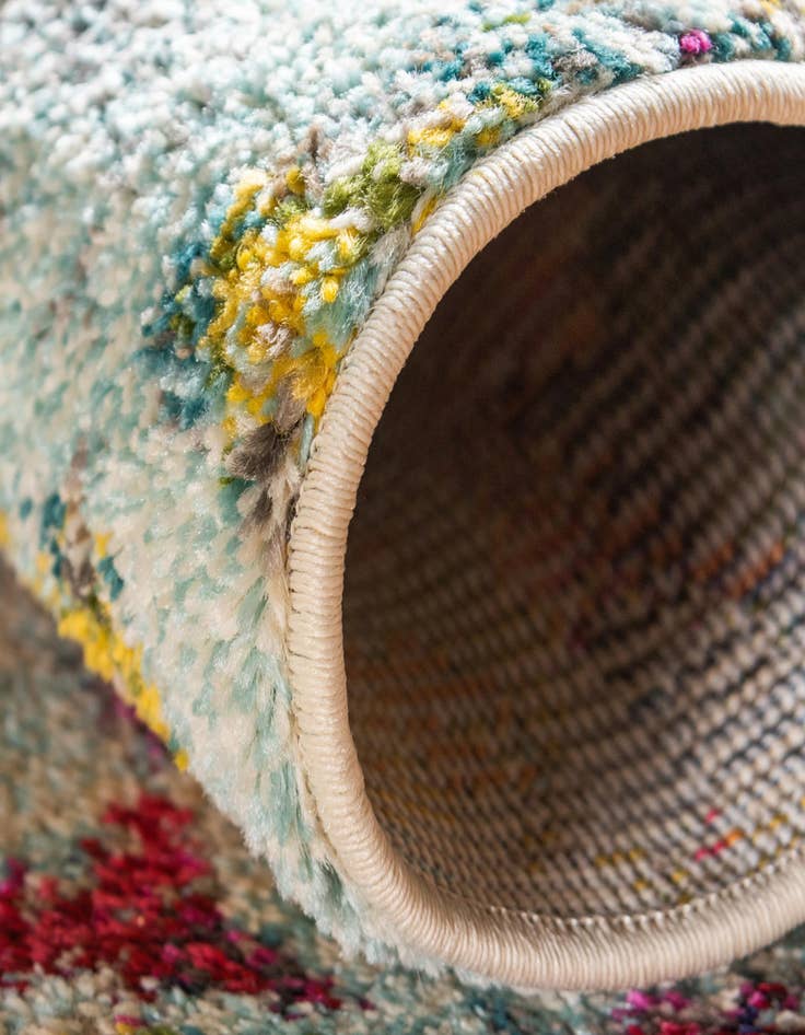 Detail image of 8' x 8'  Washable Casablanca Round Rug