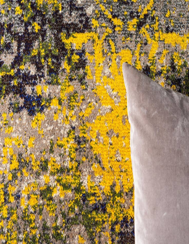 Detail image of 6' x 6'  Washable Casablanca Round Rug