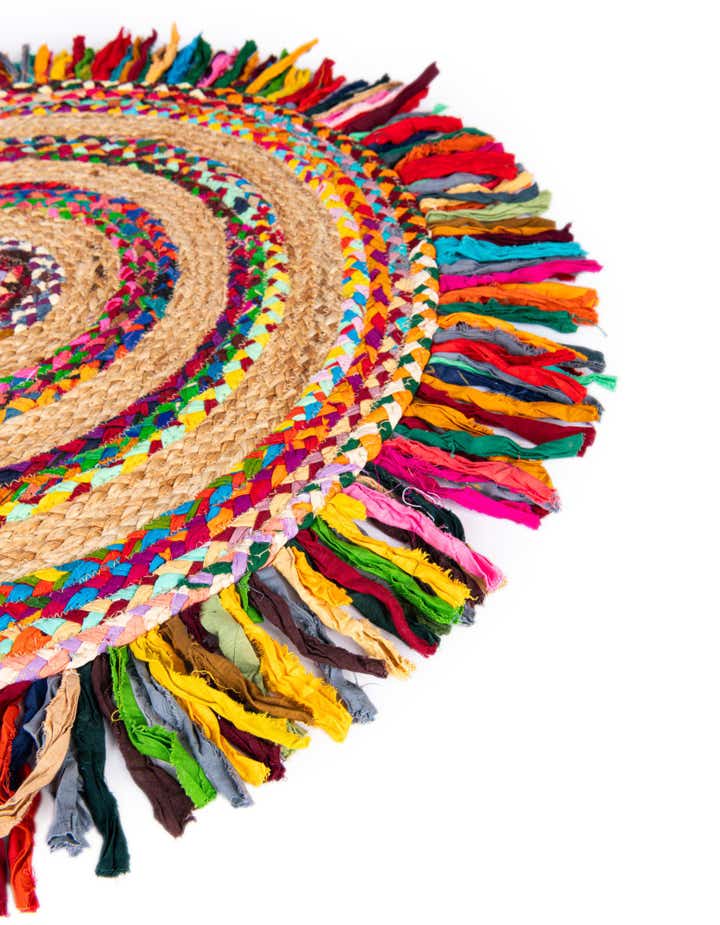 4' 1 x 4' 1 Hand Braided Chindi Jute Round Rug