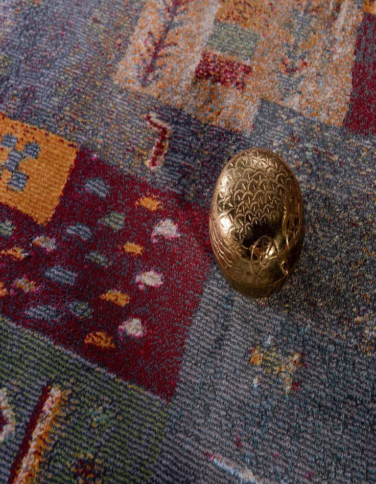 Detail image of 8' 2 x 8' 2 Dakota Round Rug