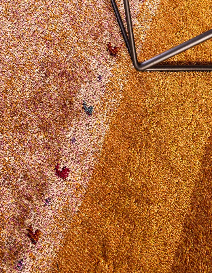 Detail image of 5' 5 x 5' 5 Dakota Round Rug