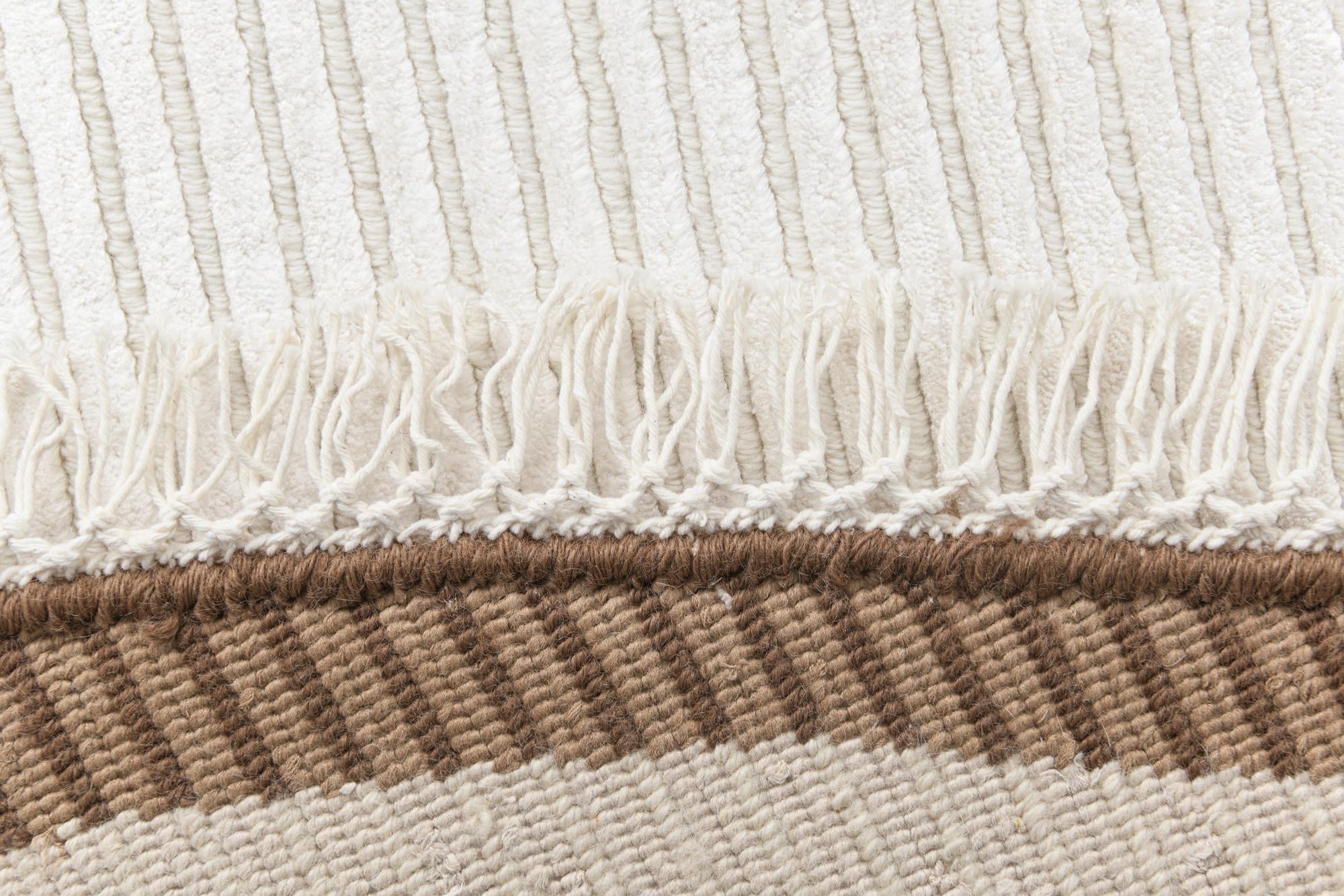 6' 6 x 6' 6 Hand Knotted Darya Wool Round Rug