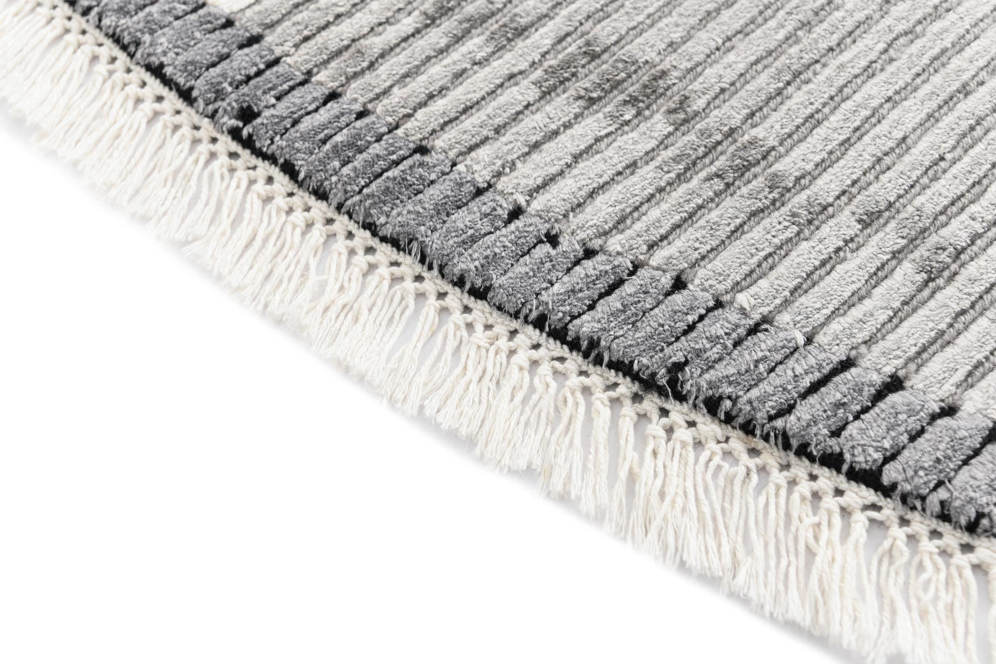6' 3 x 6' 3 Hand Knotted Darya Wool Round Rug
