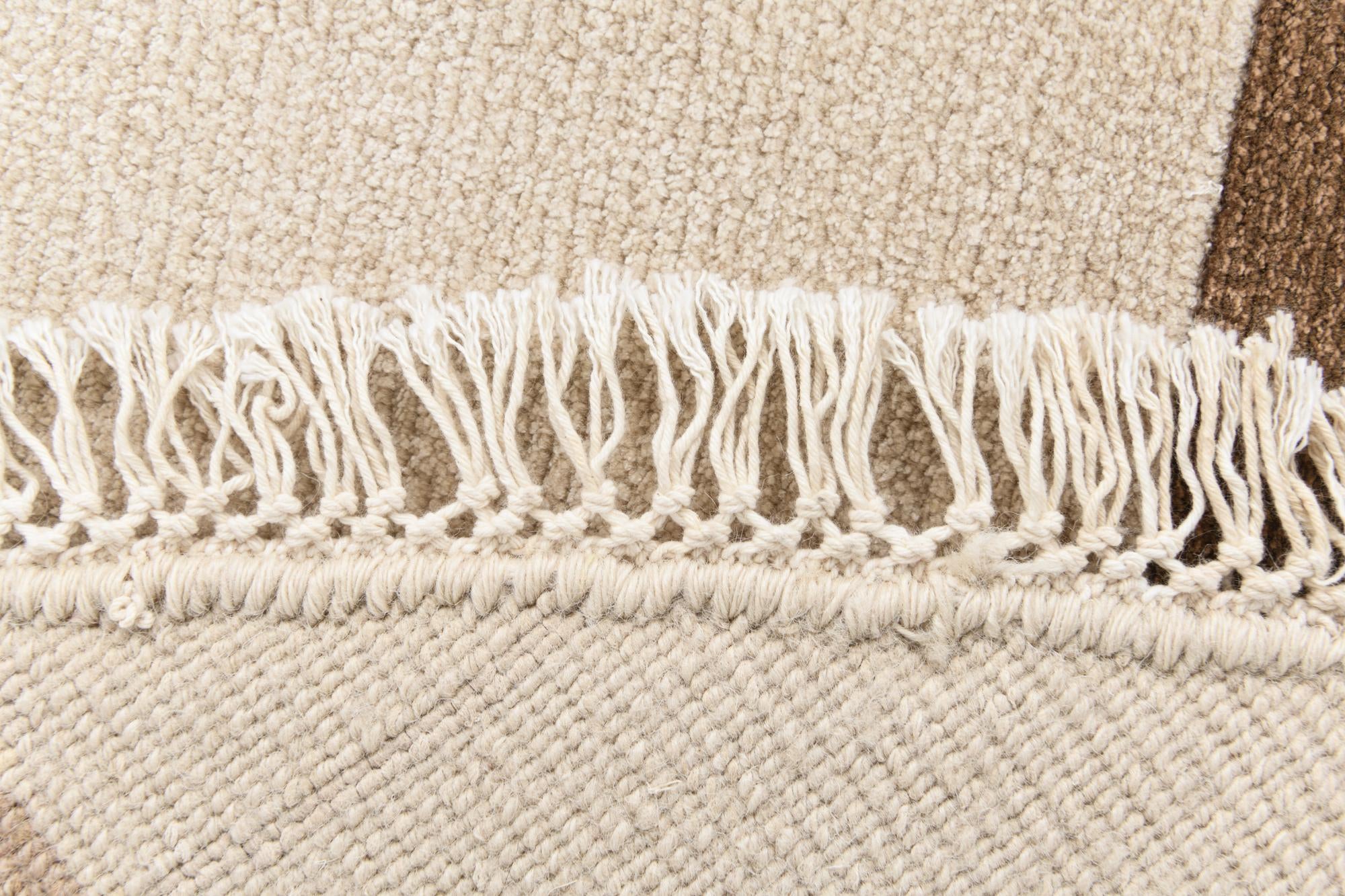 6' 7 x 6' 7 Hand Knotted Darya Wool Round Rug