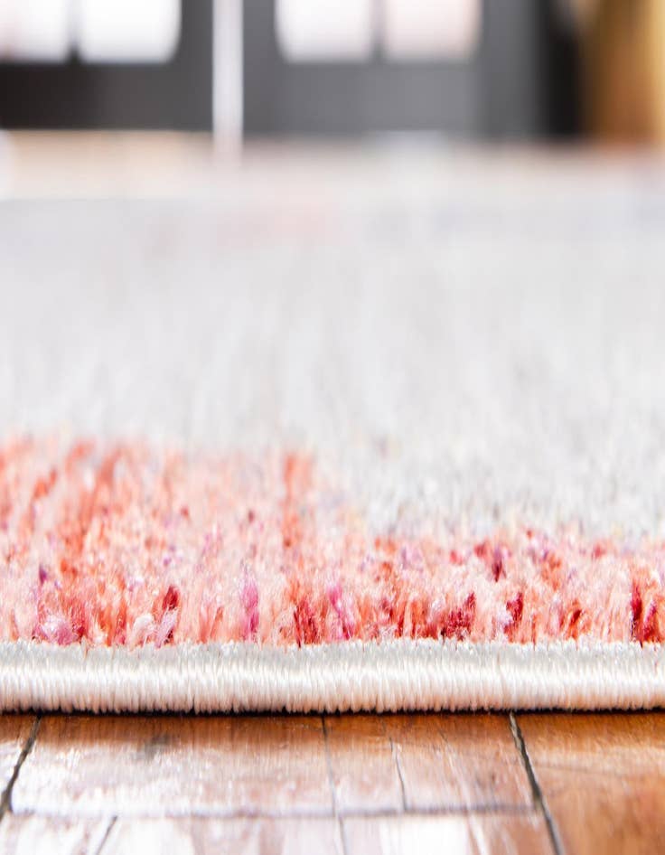 Detail image of 8' x 8' Downtown Round Rug