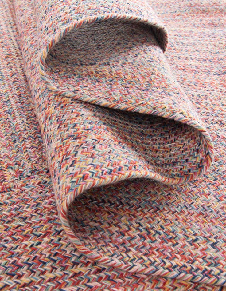 Detail image of 7' 10 x 7' 10 Easy-Clean Eco Verse Washable Indoor / Outdoor Round Rug
