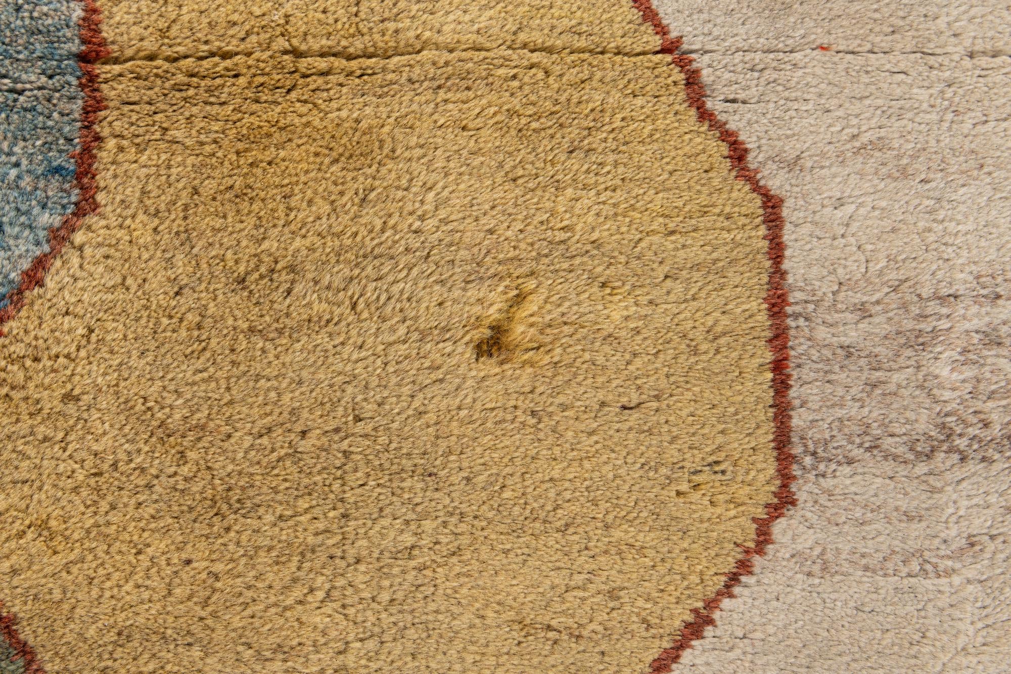 3' 11 x 8' 7 Hand Knotted Gabbeh Wool Round Rug