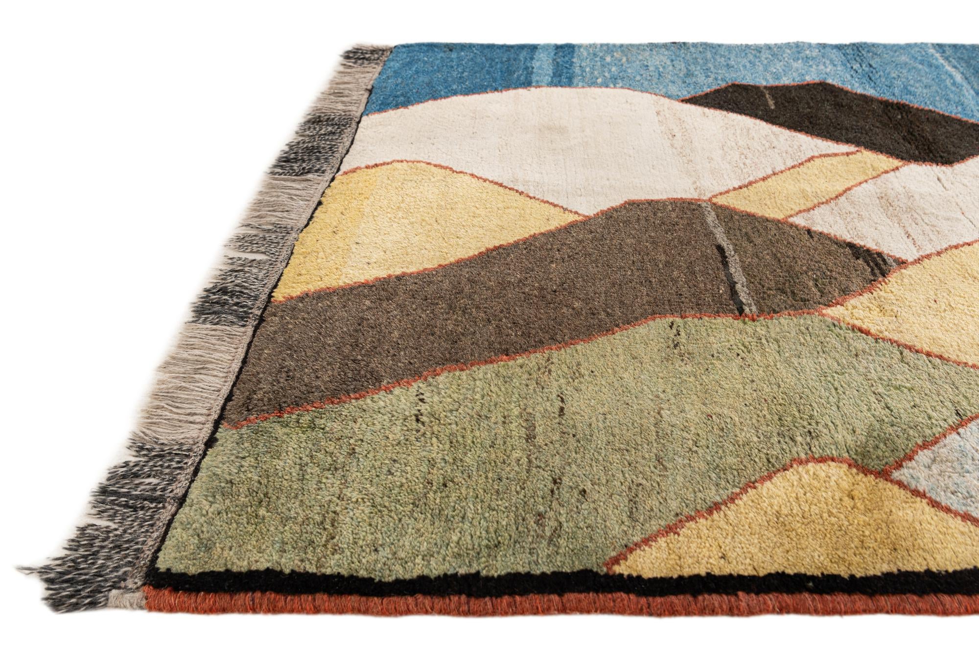 3' 11 x 8' 7 Hand Knotted Gabbeh Wool Round Rug