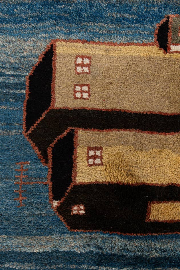 Detail image of 3' 11 x 8' 7 Hand Knotted Gabbeh Wool Round Rug
