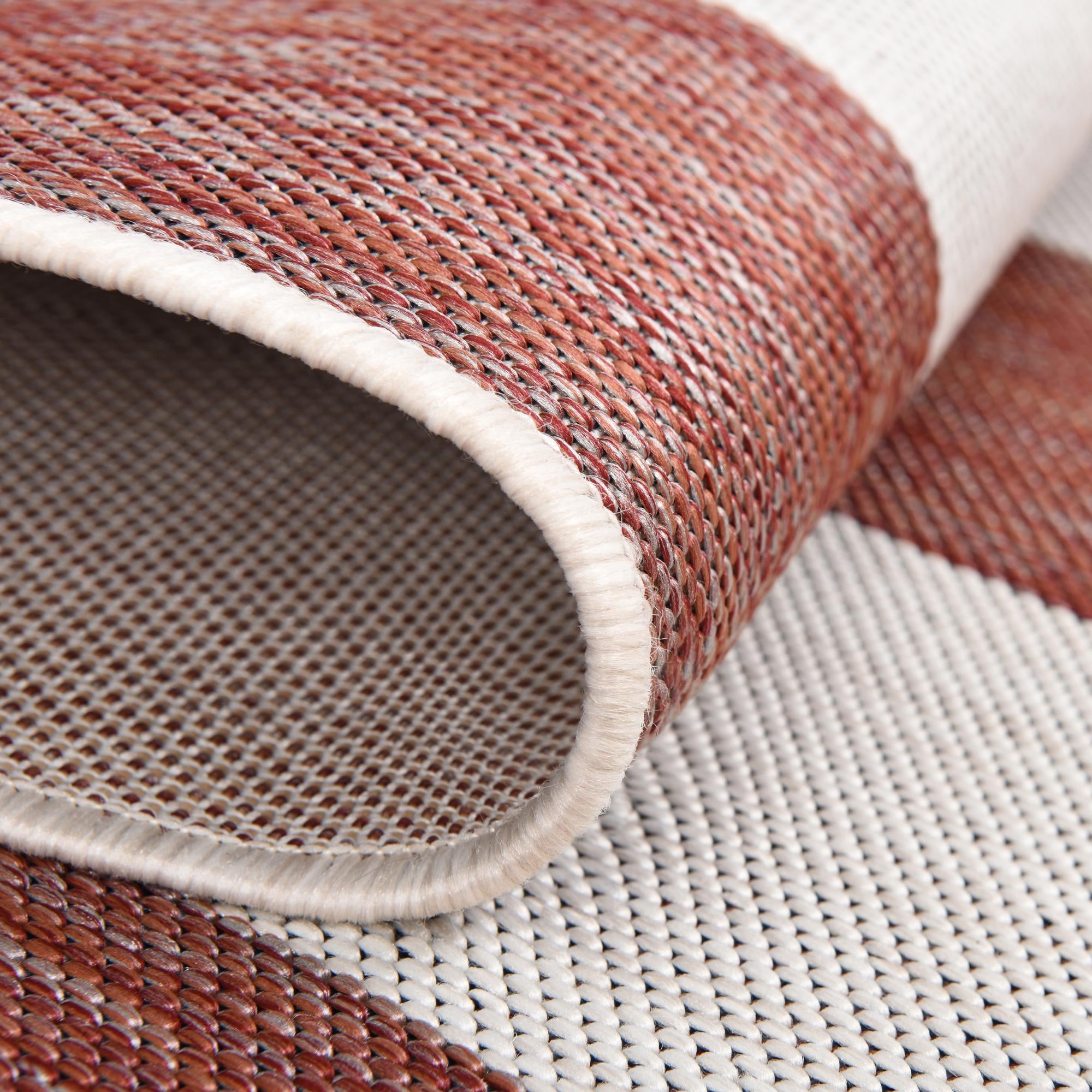 6' 7 x 6' 7 Easy-Clean Jill Zarin Indoor / Outdoor Round Rug