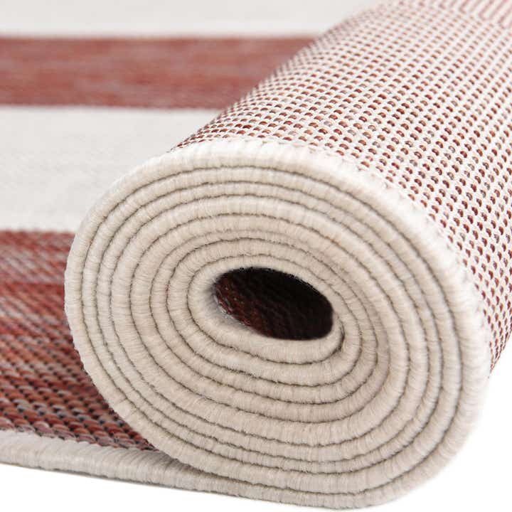 6' 7 x 6' 7 Easy-Clean Jill Zarin Indoor / Outdoor Round Rug