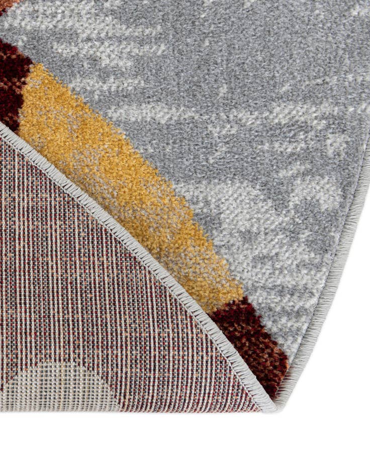 Detail image of 3' 3 x 3' 3 Kamala Washable Round Rug