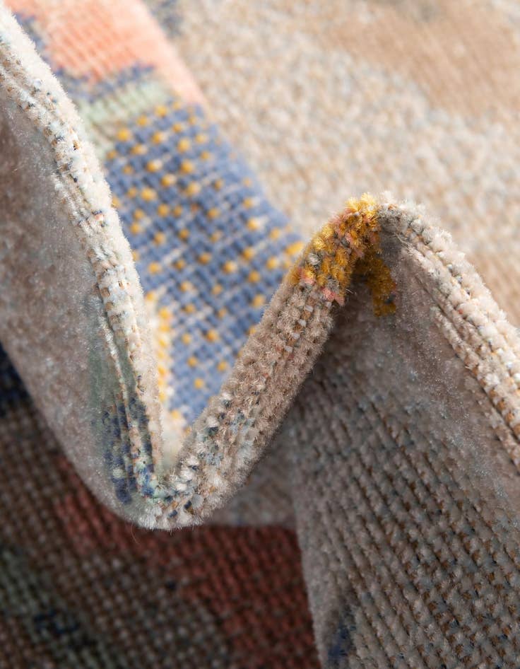 Detail image of 5' x 5' Lotus Round Rug