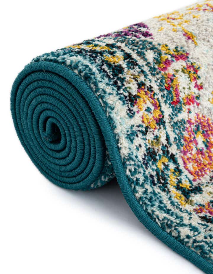 5' 3 x 5' 3 Madeline Round Rug