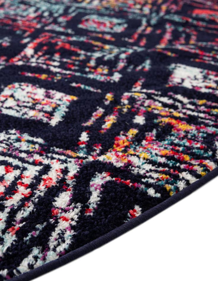 Detail image of 10' x 10' Madeline Round Rug
