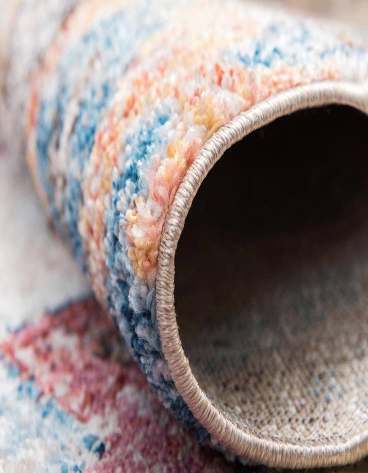 Detail image of 8' x 8' Madrid Round Rug