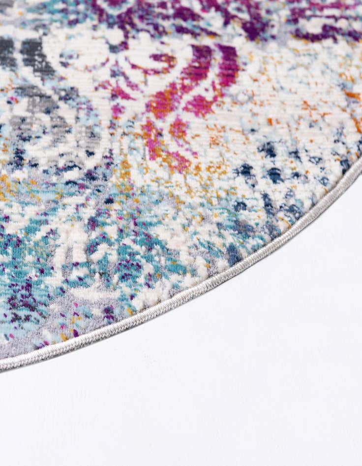 Detail image of 3' 7 x 3' 7 Malibu Round Rug