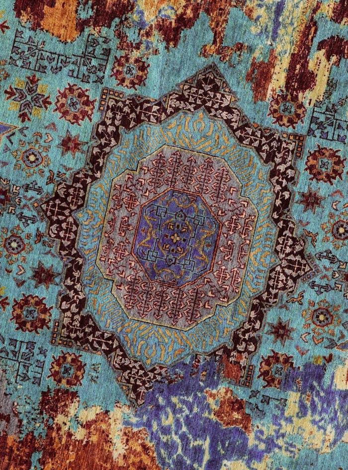 Detail image of 8' 1 x 8' 2 Hand Knotted Mamluk Ziegler Round Rug
