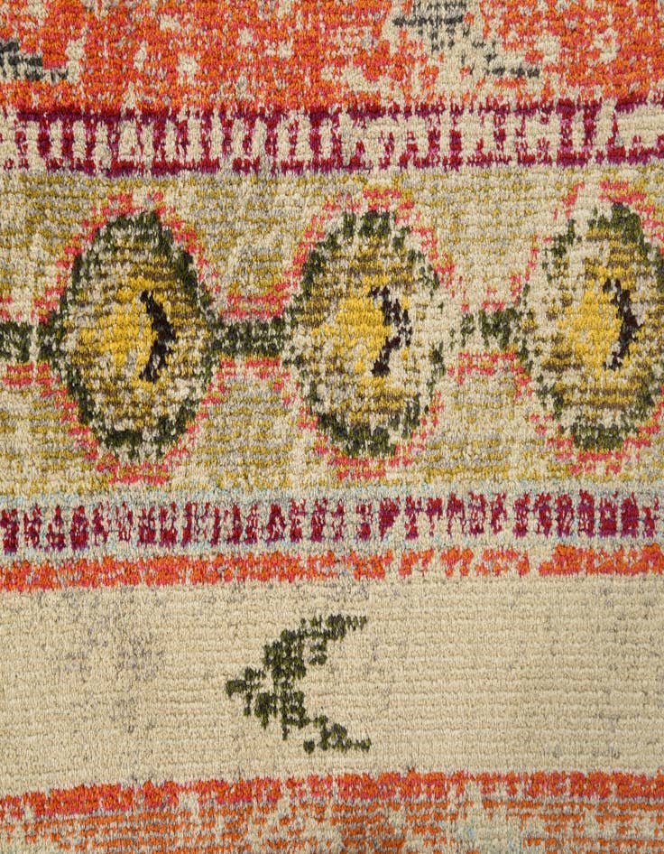 Detail image of 6' 6 x 6' 6 Mesa Round Rug