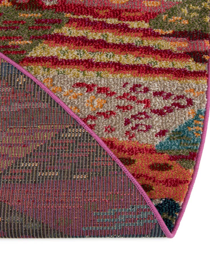 Detail image of 3' 3 x 3' 3 Washable Mesa Round Rug