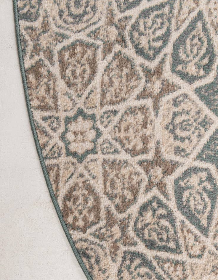 Detail image of 8' x 8' Mojave Round Rug