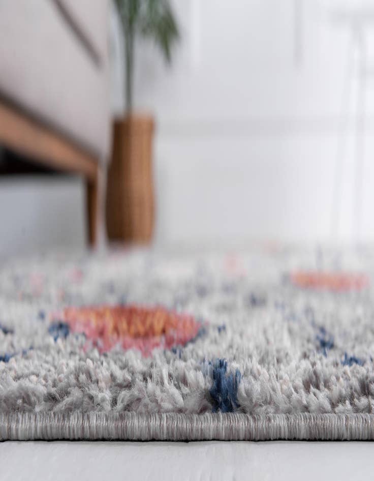 Detail image of 4' x 4' Morocco Round Rug