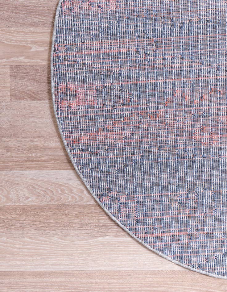 Detail image of 4' x 4' Morocco Round Rug
