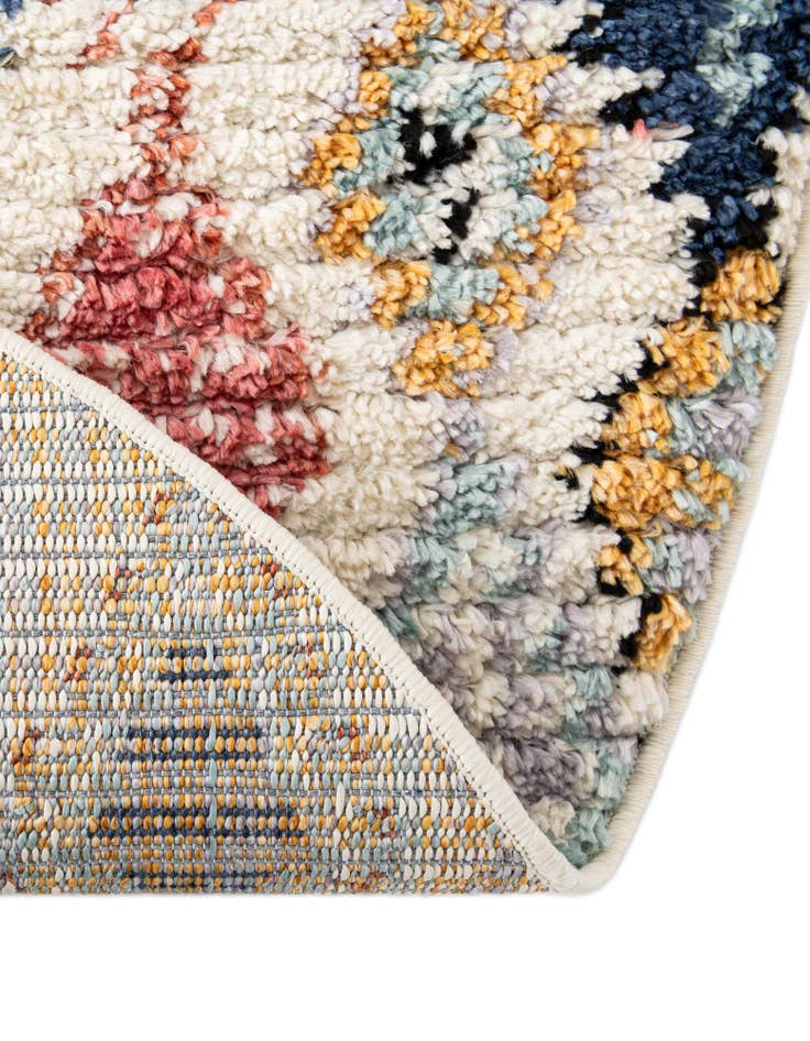 Detail image of 7' x 7' Morocco Round Rug