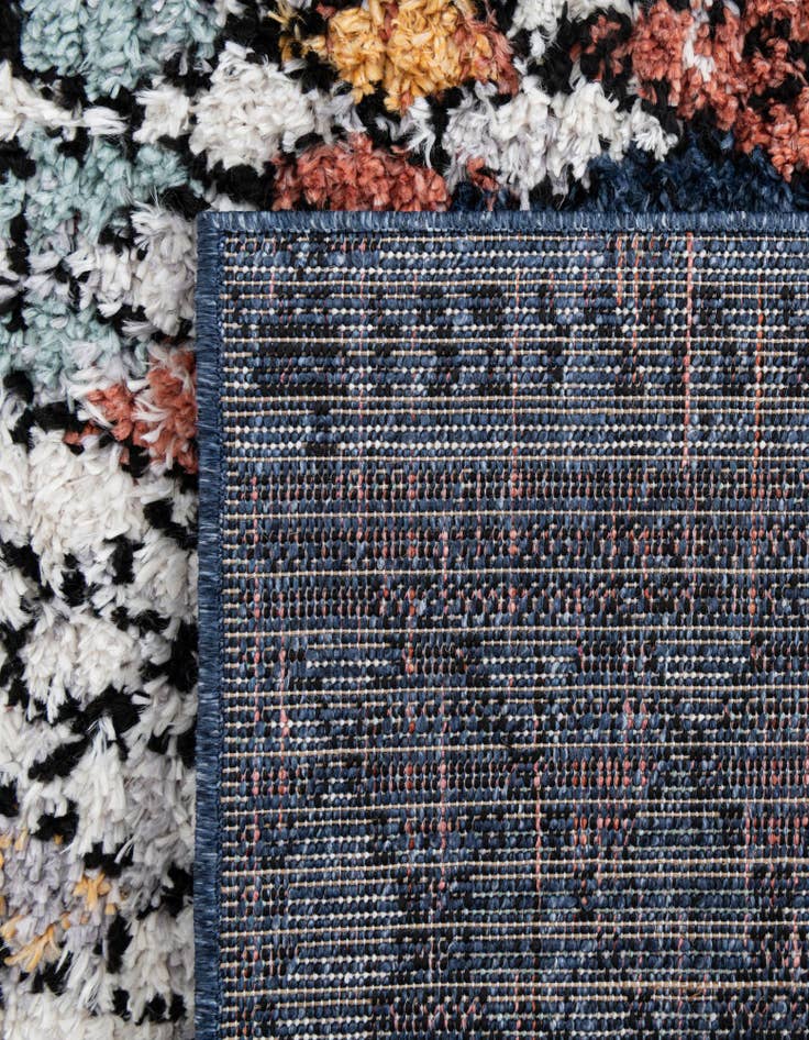 Detail image of 3' 3 x 3' 3 Morocco Round Rug