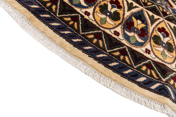 9' 10 x 10' Hand Knotted Nain Round Rug