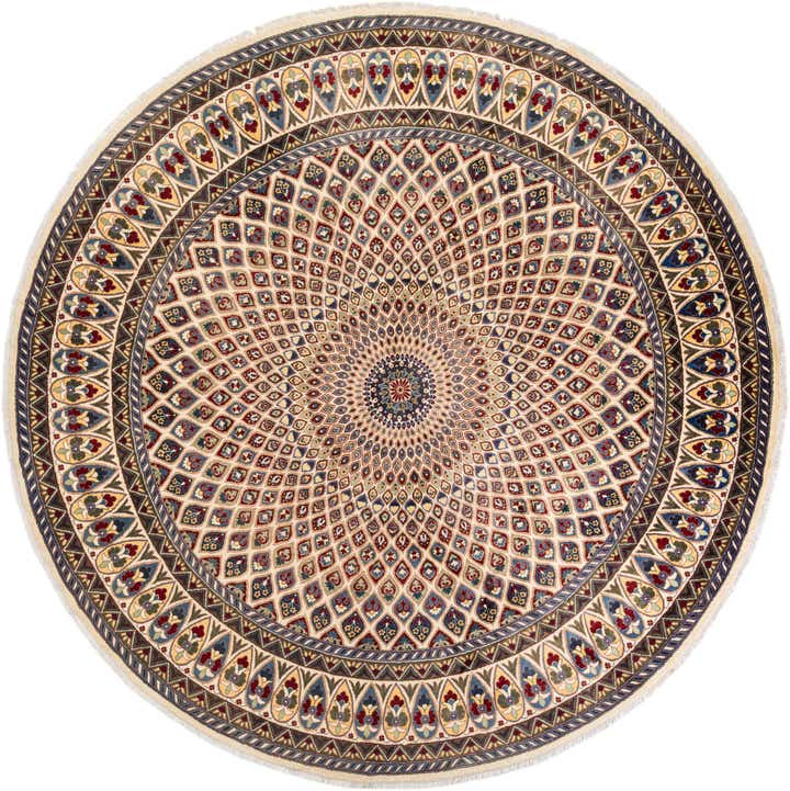 9' 10 x 10' Hand Knotted Nain Round Rug