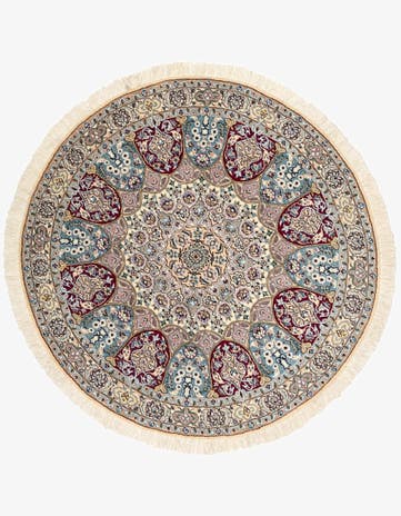 4' 11 x 4' 11 Nain Round Rug