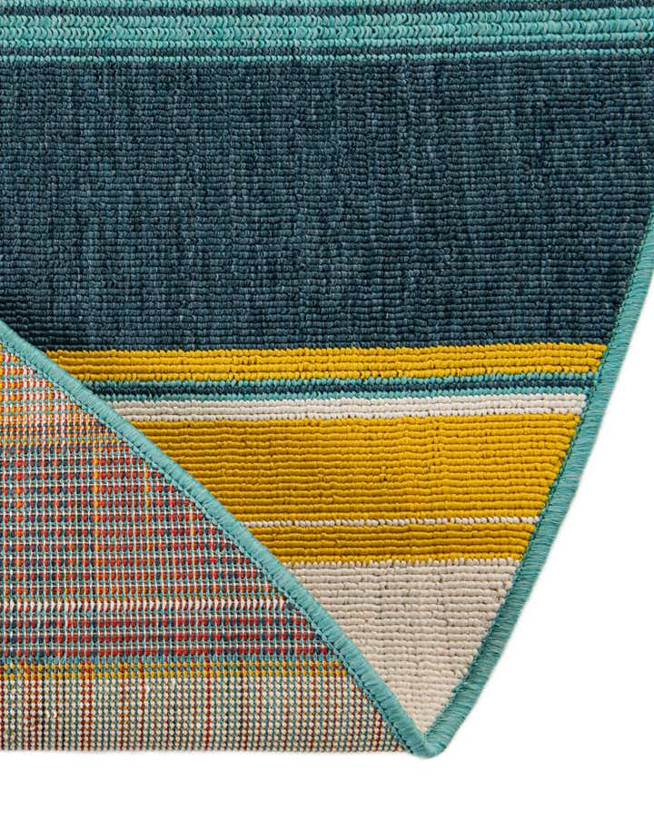 5' x 5' Easy-Clean Border Indoor / Outdoor Round Rug