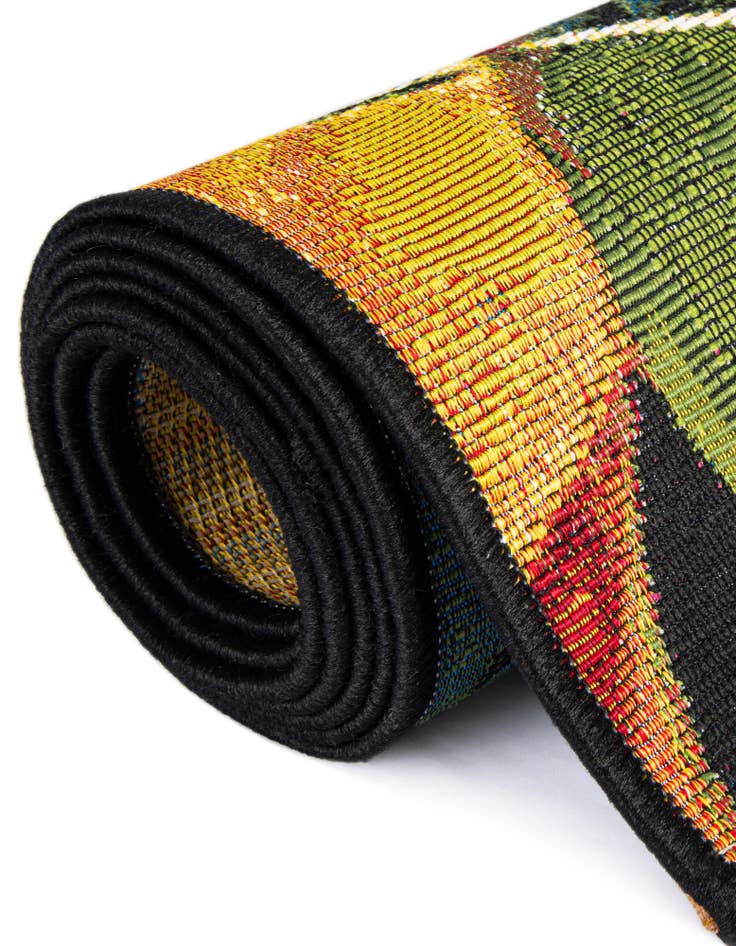 Detail image of 6' x 6'  Washable Botanical Indoor / Outdoor Round Rug