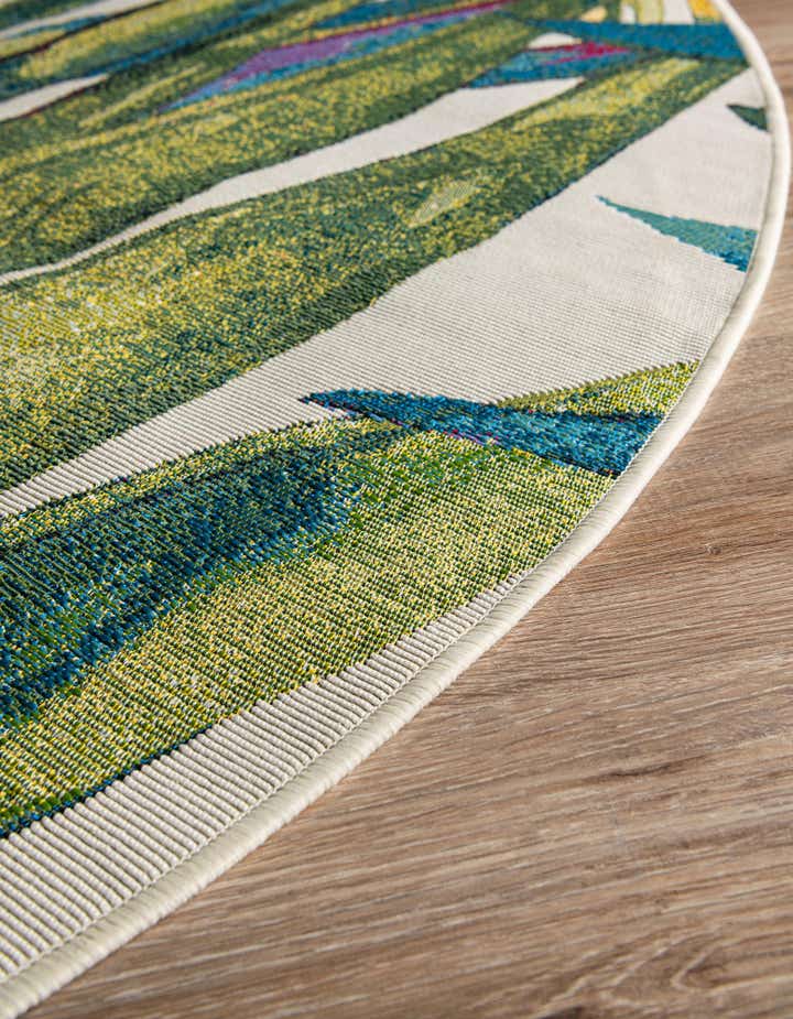 3' x 3' Easy-Clean Botanical Indoor / Outdoor Round Rug