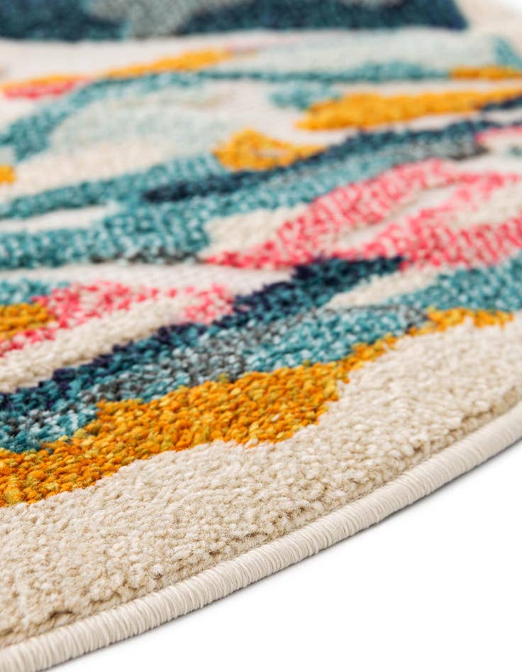 Detail image of 3' x 3'  Washable Casablanca Indoor / Outdoor Round Rug