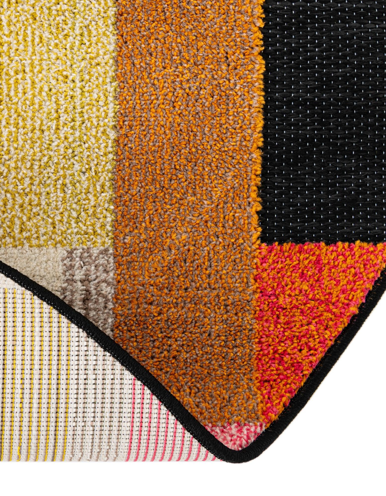 6' x 6' Easy-Clean Casablanca Indoor / Outdoor Round Rug
