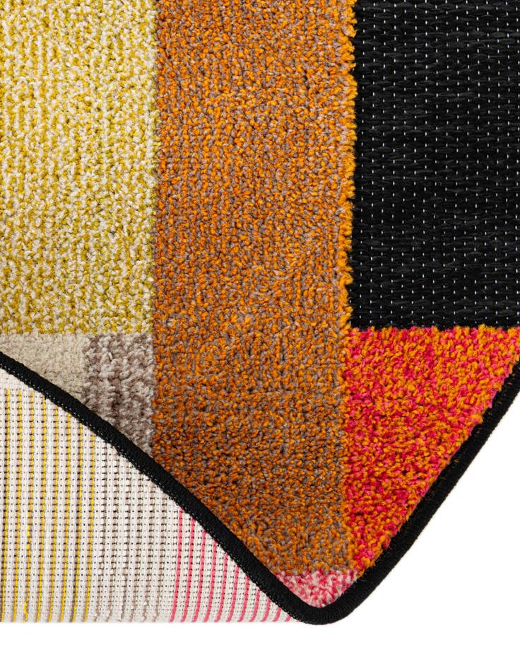 Detail image of 6' x 6' Easy-Clean Casablanca Indoor / Outdoor Round Rug