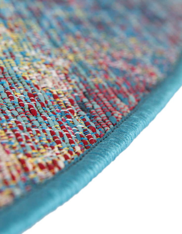 Detail image of 7' 10 x 7' 10  Washable Coastal Indoor / Outdoor Round Rug